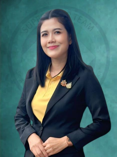 นางสาววิชุดา สถิรรัตน์